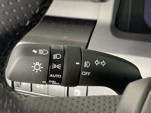 Used 2025 Toyota 4Runner Limited w/ Tow Technology Package AWD/4WD image 21