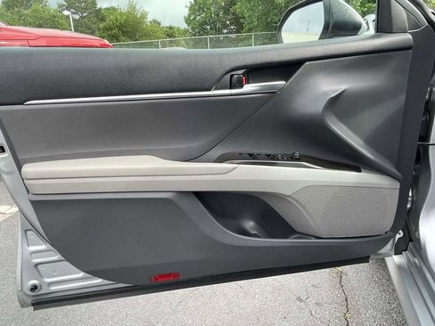 Used 2022 Toyota Camry LE FWD image 20