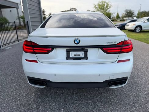 Used 2017 BMW 750i RWD image 7