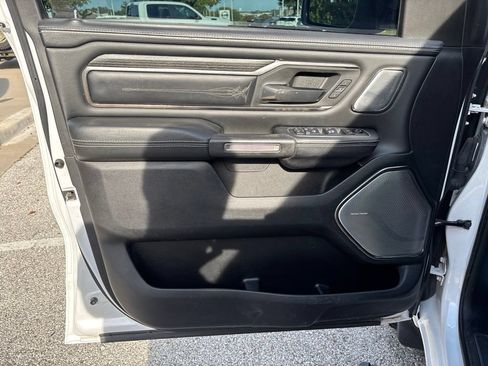 Used 2019 RAM 1500 Limited AWD/4WD image 18