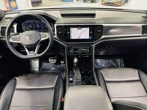 Used 2021 Volkswagen Atlas Cross Sport SEL R-Line image 23