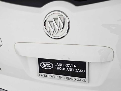 Used 2017 Buick Enclave Premium image 14