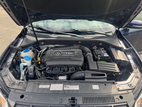Used 2014 Volkswagen Passat 1.8T SEL Premium image 25