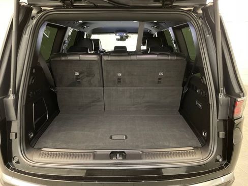 Certified 2023 Jeep Wagoneer Series III w/ Convenience Group I AWD/4WD image 25