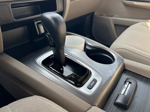 Certified 2018 Honda Pilot EX image 17