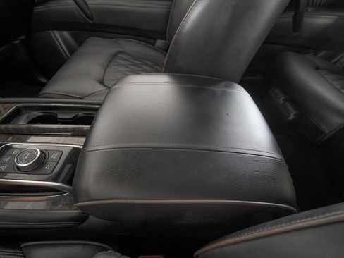 Used 2024 Nissan Armada Platinum w/ Captain's Chairs Package RWD image 30