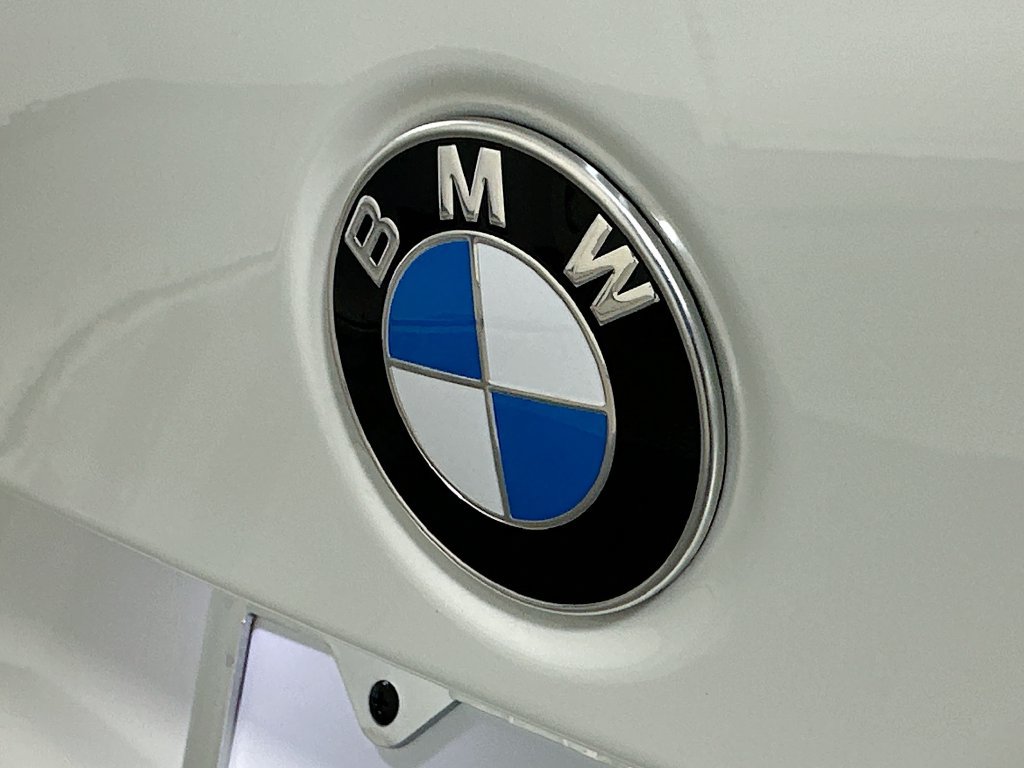 Used 2026 BMW 330i Sedan w/ Premium Package RWD image 22