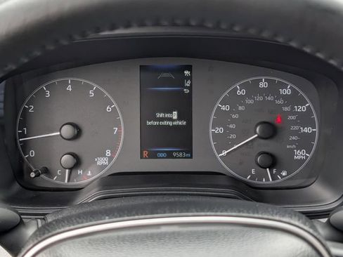 Used 2025 Toyota Corolla SE FWD image 22