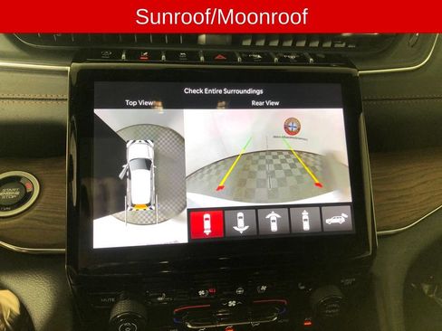 Used 2023 Jeep Grand Cherokee Summit w/ Luxury Tech Group V AWD/4WD image 4