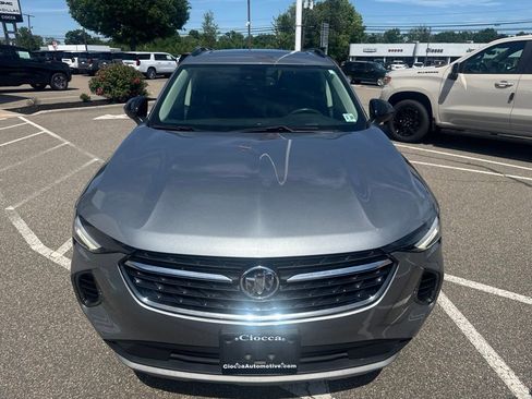 Used 2023 Buick Envision Essence w/ Sport Touring Package AWD/4WD image 4