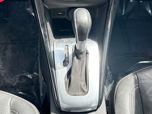 Used 2019 Buick Cascada Premium image 18