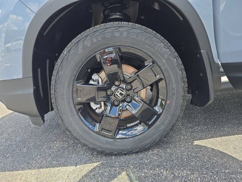 New 2026 Honda Ridgeline Black Edition image 9