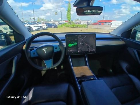 Used 2020 Tesla Model Y Long Range AWD/4WD image 21