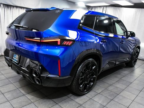 Used 2025 BMW XM image 6