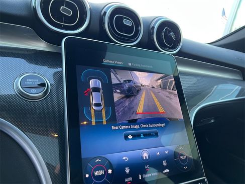 Used 2025 Mercedes-Benz C 300 4MATIC Sedan image 23