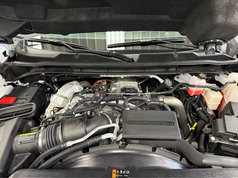 Used 2025 Chevrolet Silverado 3500 LTZ w/ LTZ Plus Package image 47