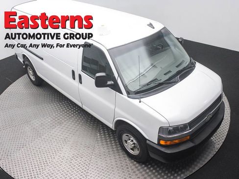 Used 2023 Chevrolet Express 2500 Extended w/ Driver Convenience Package RWD image 3