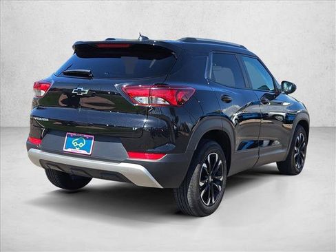 Certified 2023 Chevrolet TrailBlazer LT w/ Convenience Package FWD image 5
