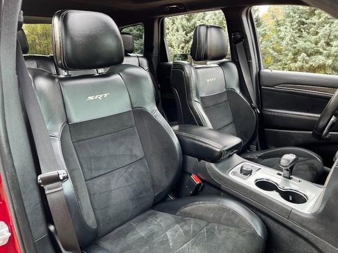 Used 2015 Jeep Grand Cherokee SRT w/ Trailer Tow Group IV image 41