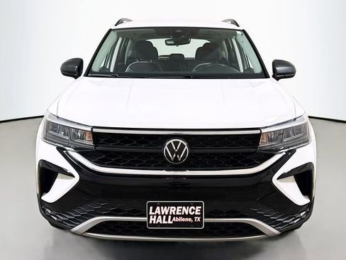 Used 2024 Volkswagen Taos S w/ MDO Package FWD image 2