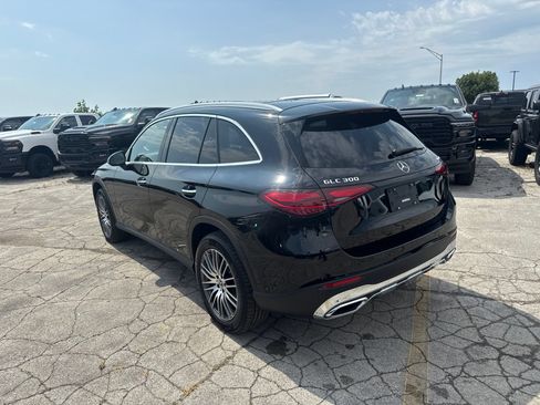 Used 2024 Mercedes-Benz GLC 300 4MATIC image 7