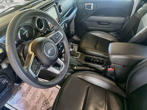 Used 2023 Jeep Wrangler Unlimited Sahara AWD/4WD image 25