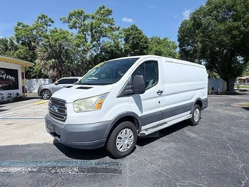 Used 2015 Ford Transit 250 130 Low Roof w/ Exterior Upgrade Package RWD image 3