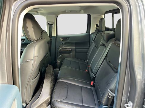 Used 2025 Ford Maverick Lobo image 26