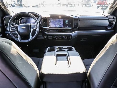 Used 2025 Chevrolet Silverado 2500 LT w/ Convenience Package AWD/4WD image 26
