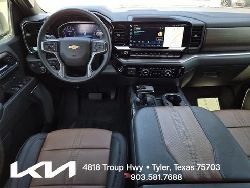 Used 2024 Chevrolet Silverado 1500 High Country w/ High Country Premium Package AWD/4WD image 27