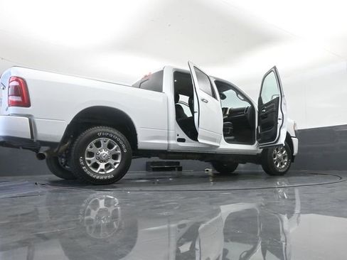 Used 2024 RAM 2500 Laramie AWD/4WD image 38