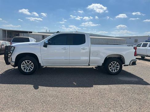 Used 2020 Chevrolet Silverado 1500 LT w/ Trailering Package image 6