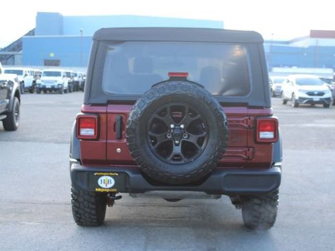 Used 2022 Jeep Wrangler Unlimited Sport AWD/4WD image 4