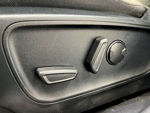 Used 2020 Ford Escape SE Sport AWD/4WD image 17