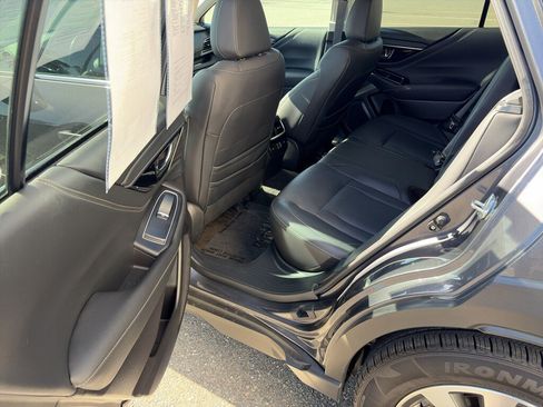 Used 2023 Subaru Outback Limited XT AWD/4WD image 19