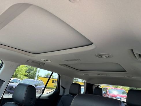 Used 2018 Chevrolet Traverse Premier w/ Redline Edition FWD image 16