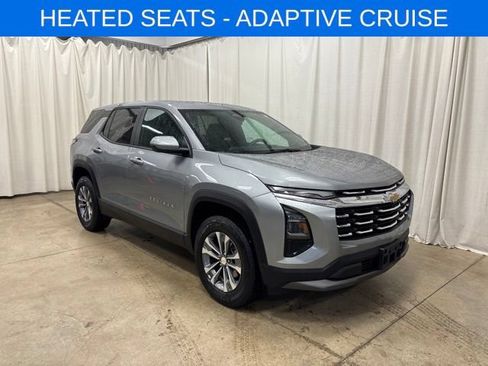 Used 2026 Chevrolet Equinox LT FWD image 1