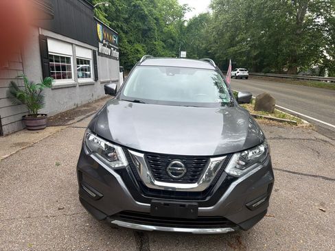Used 2018 Nissan Rogue SL AWD/4WD image 2