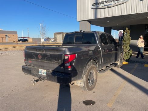Used 2023 Nissan Titan PRO-4X w/ Pro-4x Convenience Package image 4