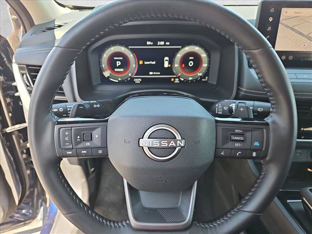 Used 2026 Nissan Rogue SL FWD image 13