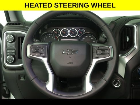 Used 2022 Chevrolet Silverado 1500 LT Trail Boss w/ Bed Protection Package AWD/4WD image 9