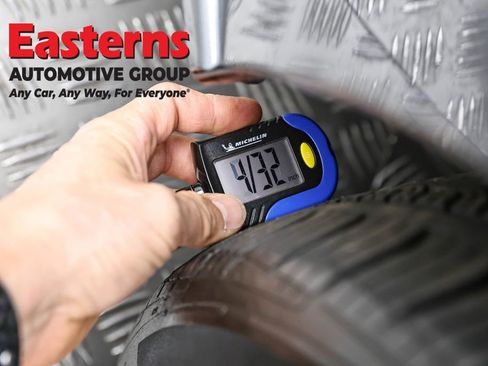 Used 2025 Nissan Altima 2.5 SV image 28