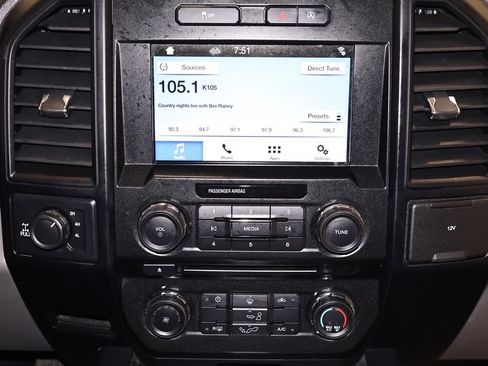 Used 2017 Ford F150 XL w/ Equipment Group 101A Mid AWD/4WD image 24