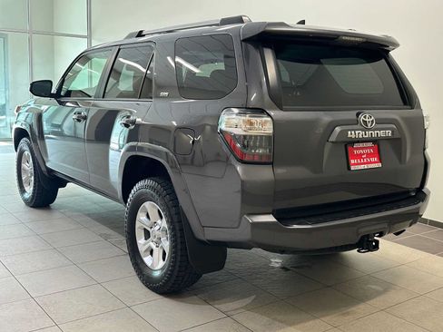 Certified 2021 Toyota 4Runner SR5 Premium w/ Moonroof Package AWD/4WD image 4