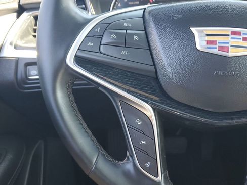 Used 2025 Cadillac XT5 Premium Luxury image 36