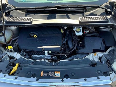 Used 2018 Ford Escape SEL image 32