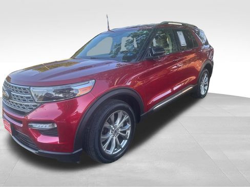 Used 2020 Ford Explorer Limited AWD/4WD image 2