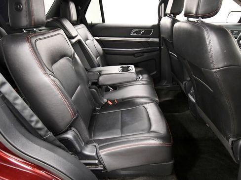 Used 2018 Ford Explorer Sport w/ Equipment Group 401A AWD/4WD image 19