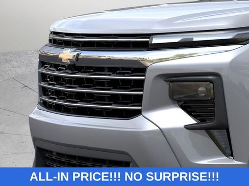 New 2026 Chevrolet Traverse LT w/ Driver Confidence Package FWD image 13