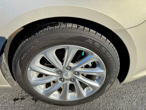 Used 2014 Buick LaCrosse Leather image 8